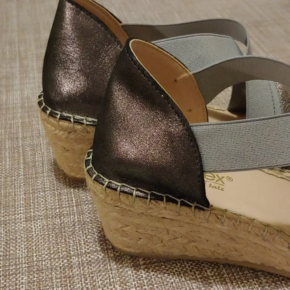 David Tate Napa Flex Espadrilles Size 40.  New.
